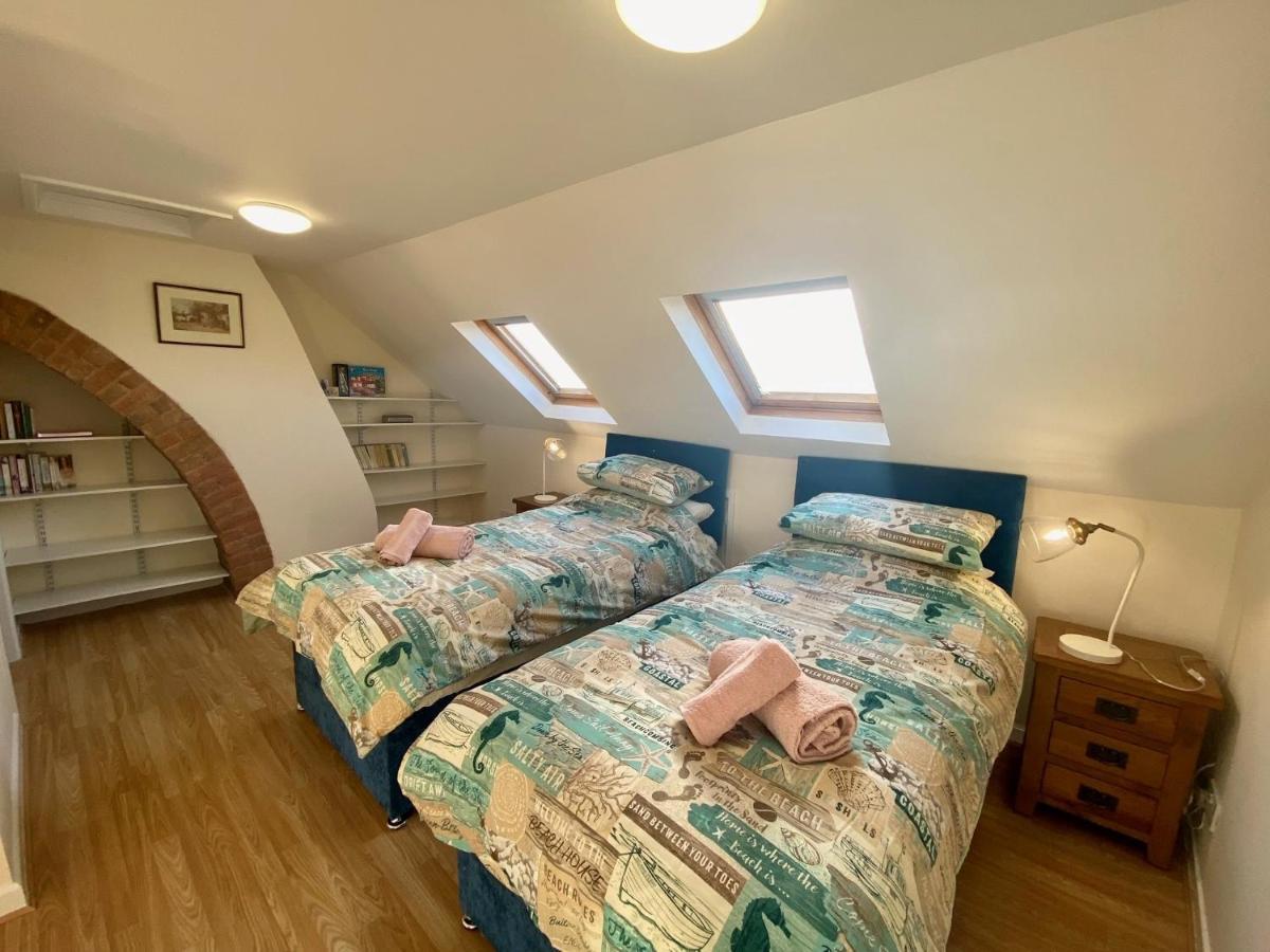 Buttercup Cottage Sidmouth Bagian luar foto